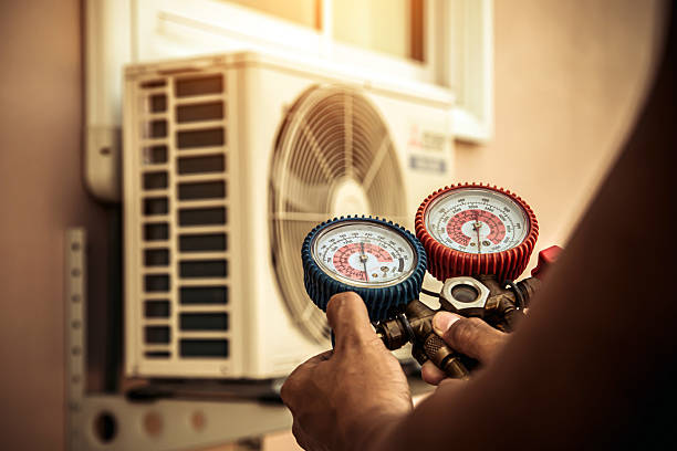 Professional Hvac technician working in Godwin, NC